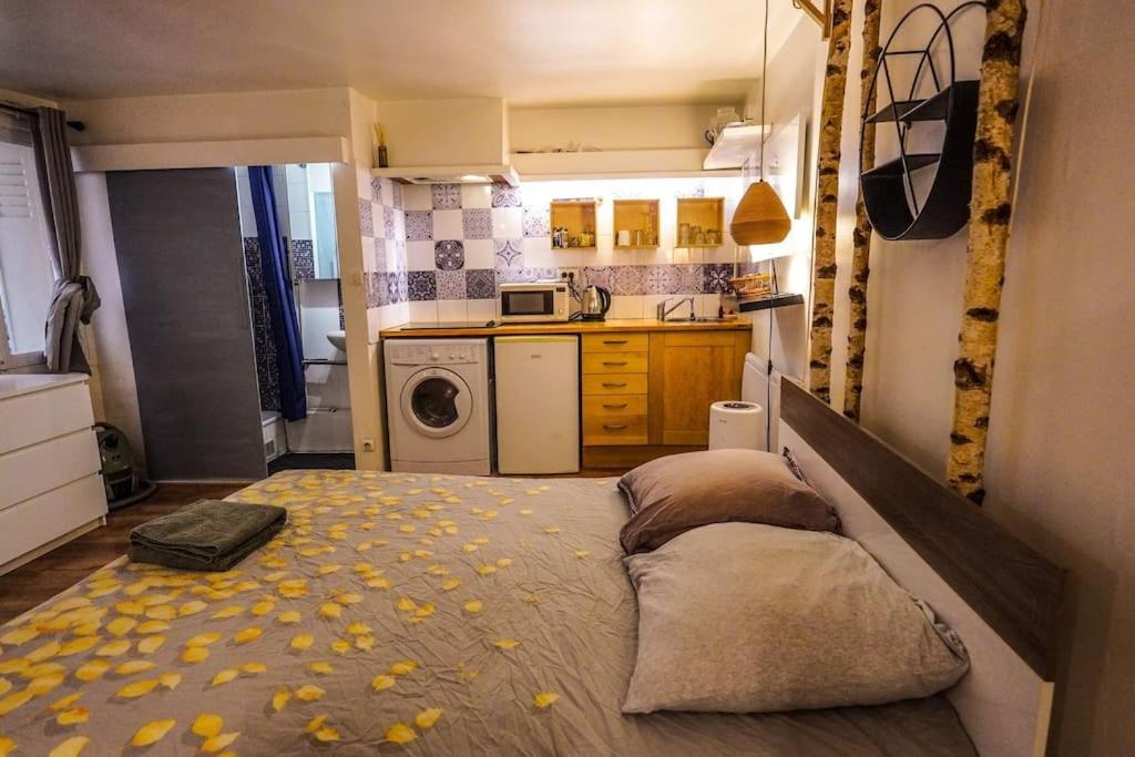 Cozy Studio In The Heart Of Paris Bagian luar foto